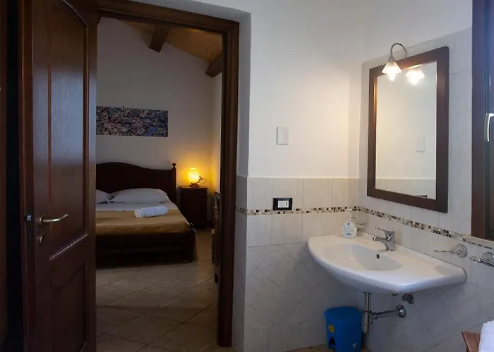 Giardino Paradiso Con 13 Posti Letto E Piscina Riscaldata Cefalu