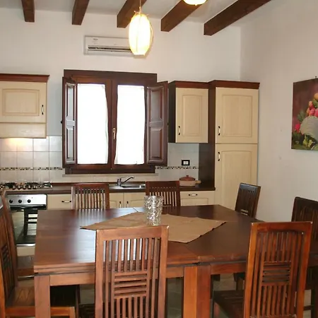 Giardino Paradiso Con 13 Posti Letto E Piscina Riscaldata 빌라 *