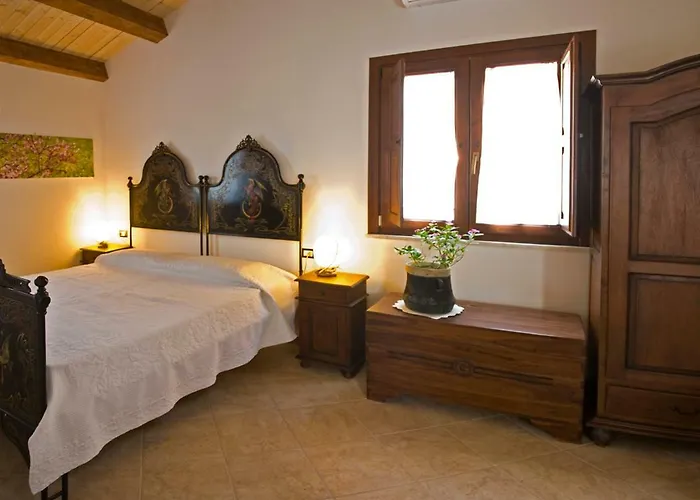 Giardino Paradiso Con 13 Posti Letto E Piscina Riscaldata *